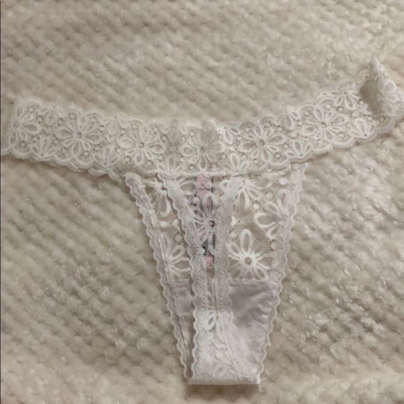 String Victoria's Secret Lacie - Taille L, Couleur Pêche/blanc - Neuf Avec étiquettes